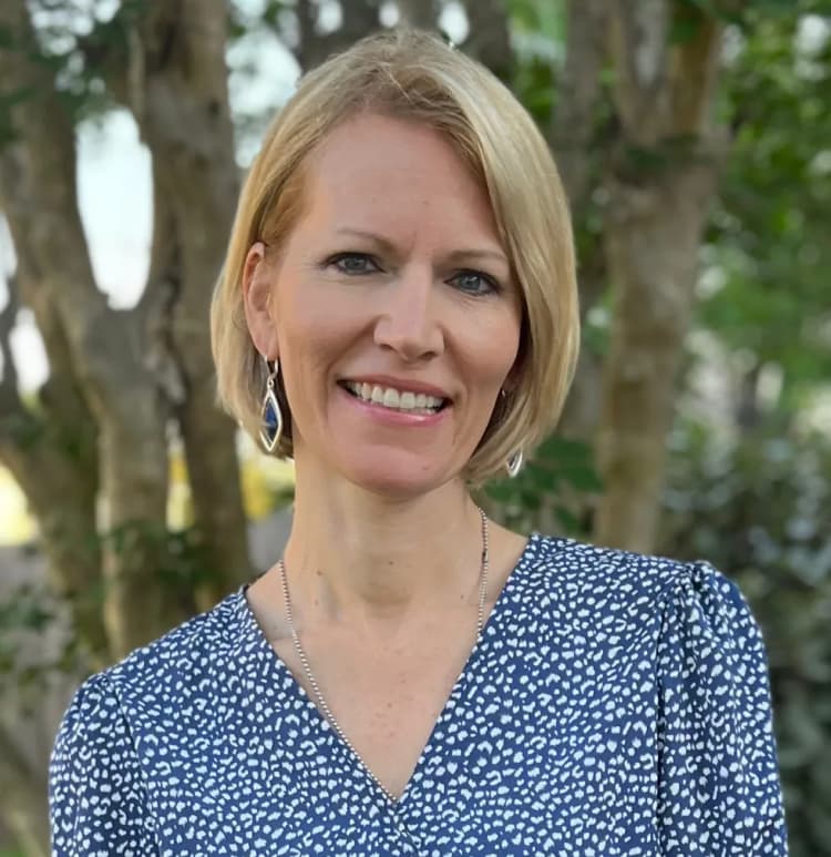 Carolyn Bracksieck